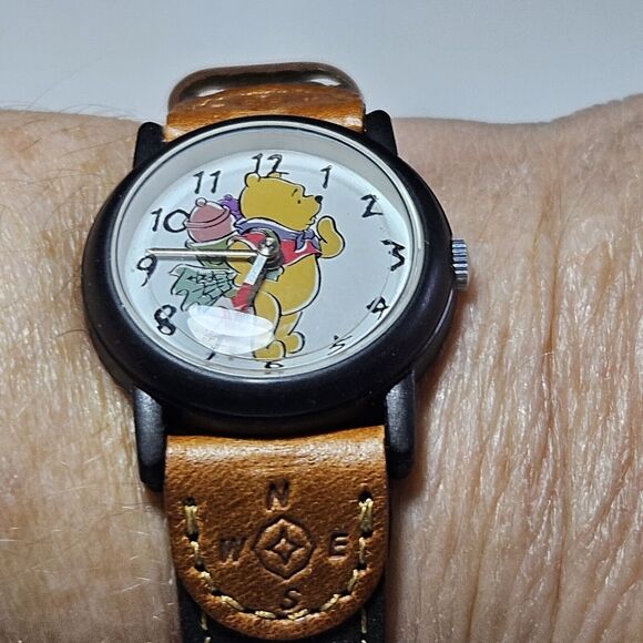 *Sale* Timex Disney Winnie the Pooh Unisex Watch Brown Leather Band main image 6